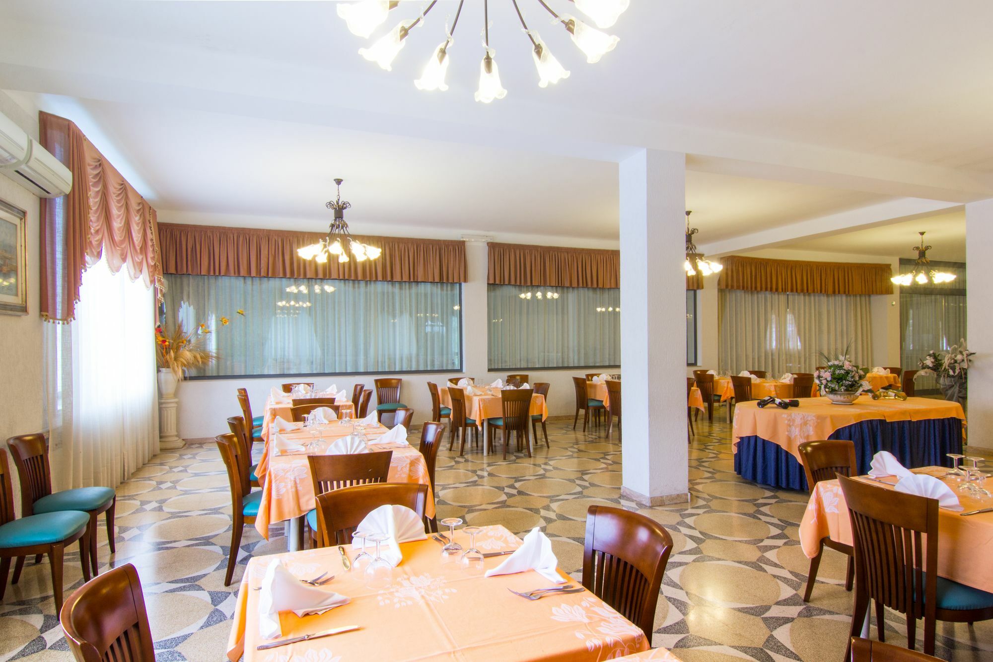 Racar Hotel Frigole Ngoại thất bức ảnh